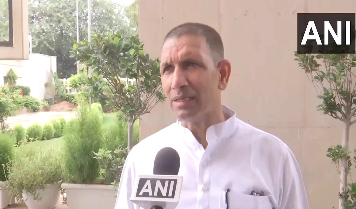 गंदगी खिलाने का आरोप लगाने वाले युवक का यू-टर्न, बुरे फंसे मध्य प्रदेश कांग्रेस अध्यक्ष जीतू पटवारी, FIR दर्ज
