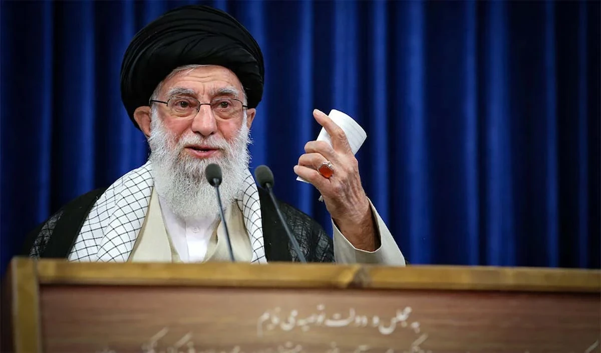 हमले से घबराकर अपने डैडी के पास भागना पड़ा…Iran ने एक साथ अमेरिका-इजरायल दोनों को रगड़ दिया, ट्रंप को जुबान संभालकर बात करने की दी चेतावनी